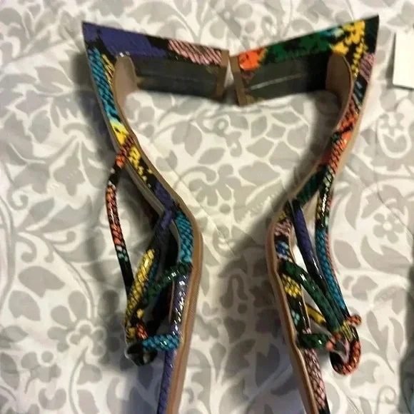 D high heel - Picture 7 of 8